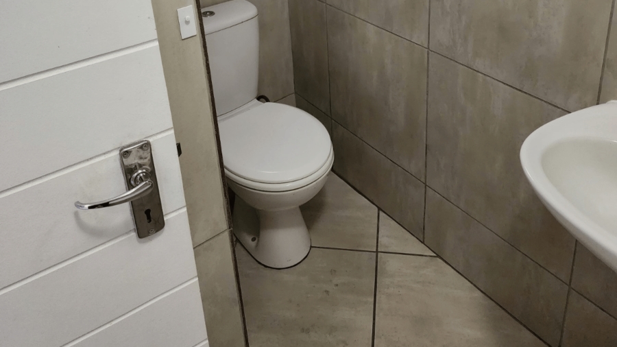 2 Bedroom Property for Sale in Buh Rein Estate Western Cape